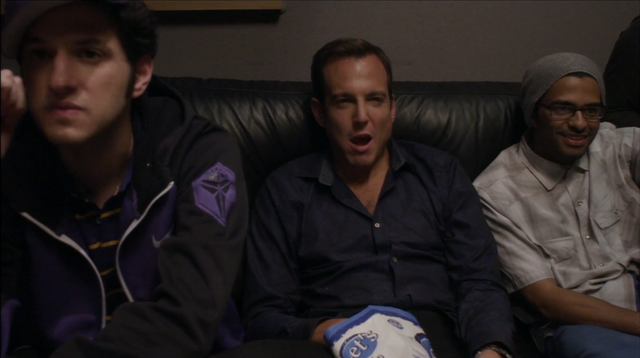 File:4x07 Colony Collapse (135).png