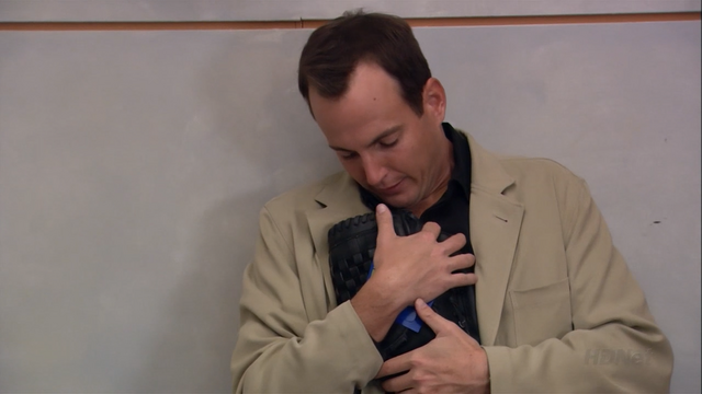 File:2x07 Switch Hitter (41).png