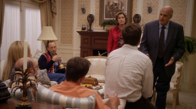 File:4x10 Queen B. (27).png
