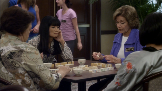 File:4x10 Queen B. (42).png
