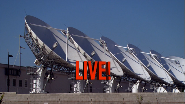 File:3x09 S.O.B.s (03).png
