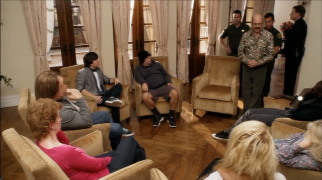 File:4x09 Smashed (02).png