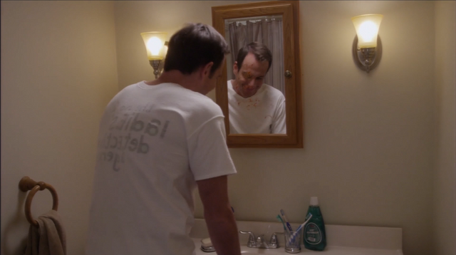 File:4x07 Colony Collapse (140b).png