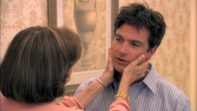 File:1x02 Top Banana (16).png