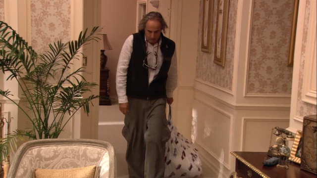 File:2x02 The One Where They Build a House (036).png