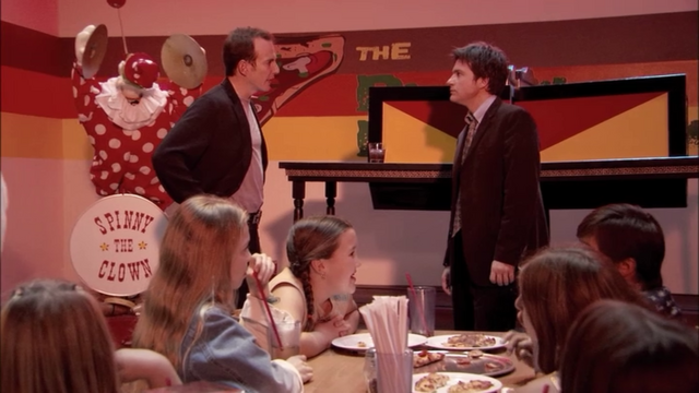 File:1x09 Storming the Castle (27).png
