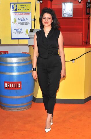 File:2013 Netflix Premiere London - Alia Shawkat 01.jpg