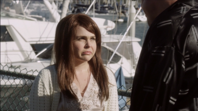 File:4x07 Colony Collapse (014).png