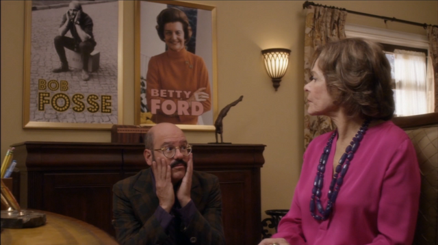 File:4x10 Queen B. (60).png