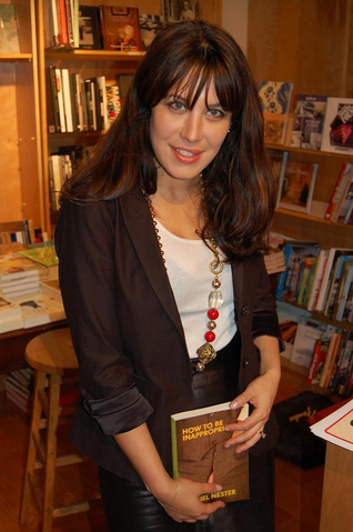 File:Rachel Shukert.png