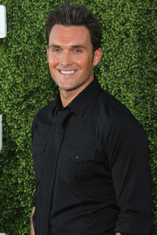 File:Owain Yeoman.png