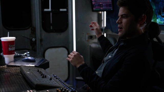 File:Winn as The Man in the Van.png