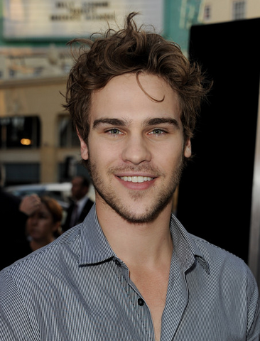 File:Grey Damon.png