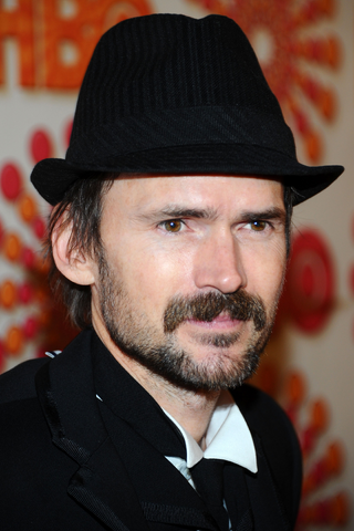 File:Jeremy Davies.png