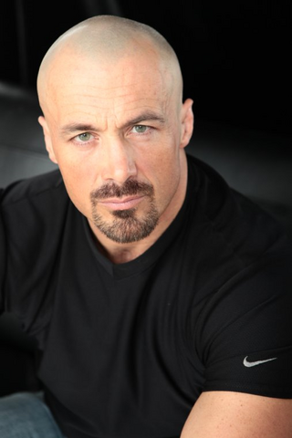 File:Paul Lazenby.png