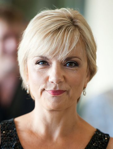 File:Teryl Rothery.png
