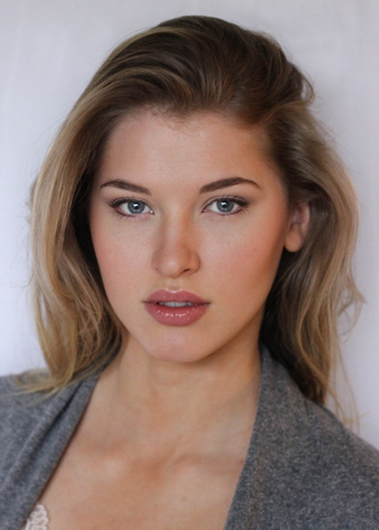 File:Sarah Grey.png