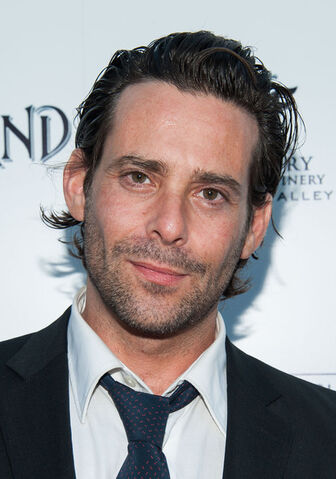 Bestand:James Callis.jpg