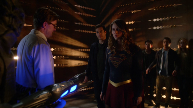 File:Supergirl stands up for the other slaves.png