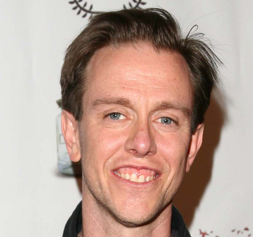 Archivo:Sean Whalen.png