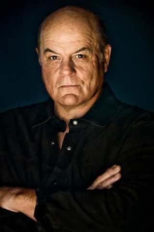 Archivo:Michael Ironside.png
