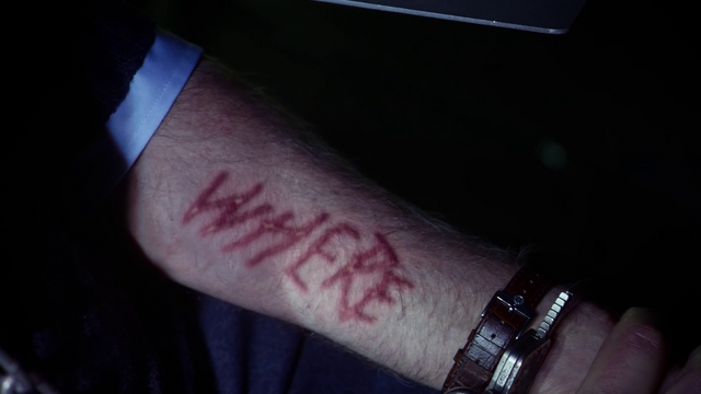 File:Martin receiving Ronnie's message.png