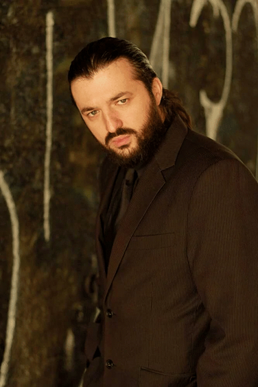 File:Alexander Mandra.png