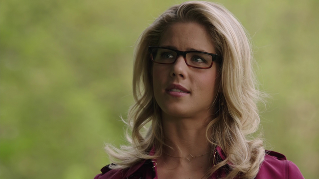 File:Felicity Smoak.png