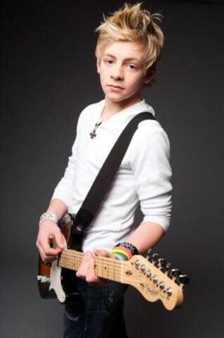 Archivo:Ross-lynch-1.jpg