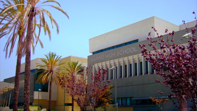 Archivo:MarinoHighSchool.jpg