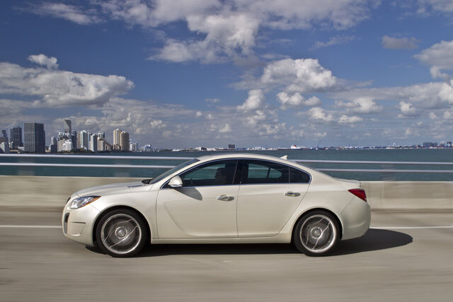 File:2012-buick-regal-gs-007.jpg