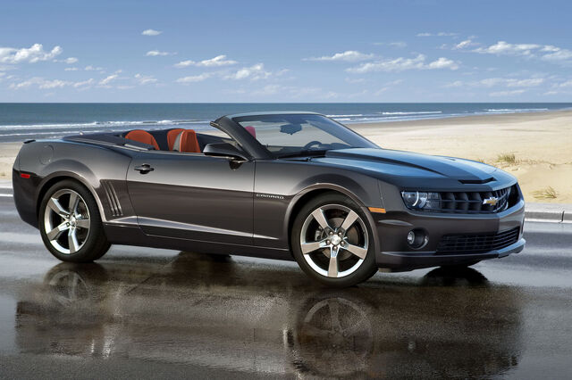 File:2011-Camaro-Convertible-002.jpg