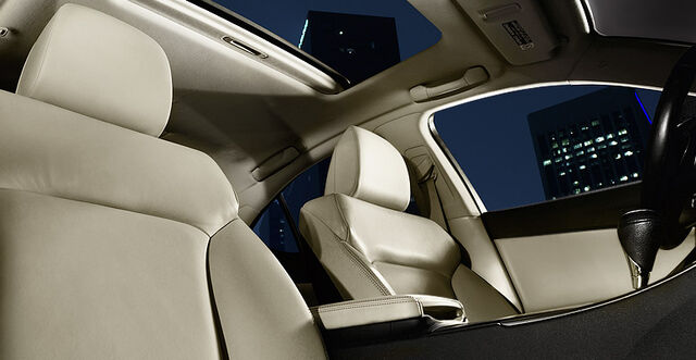 File:Lexus-IS-Facelift-2009-29.jpg