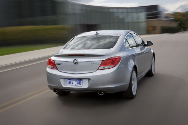 File:2011-Buick-Regal-12.jpg