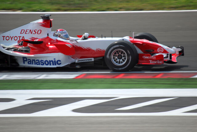 File:Jarno Trulli 2006 Turkey.jpg