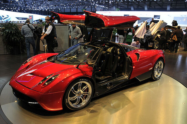 File:Pagani Huayra.jpg