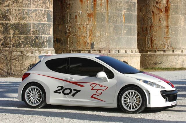 File:Peugeot-207-rcup-2b.jpg