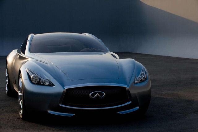 File:01-infiniti-essence-press.jpg