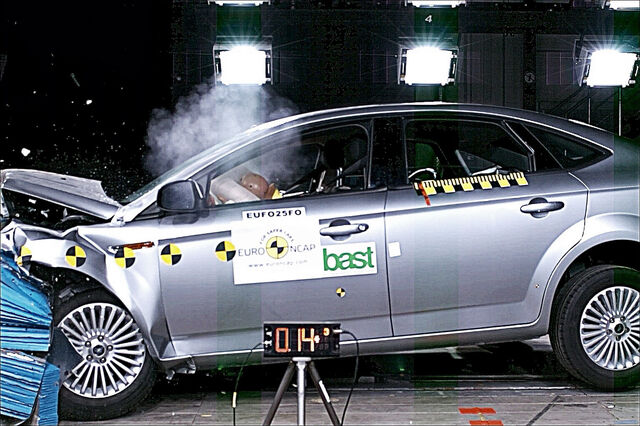 File:FordMondeo 4.jpg