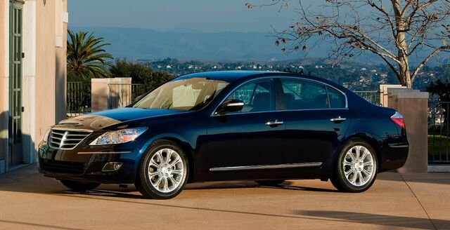 File:Hyundai Genesis 1.jpg