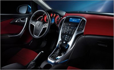 2010-Buick-Excelle-10
