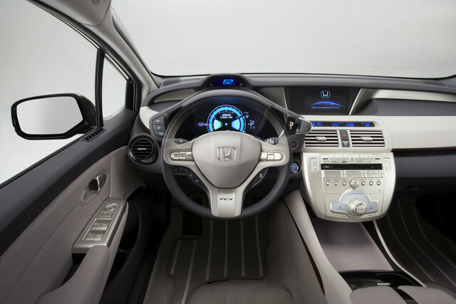 File:FCX Clarity 09.jpg