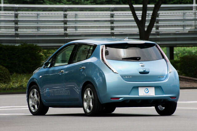 File:Nissan-leaf hi 011.jpg