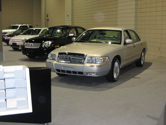 File:08 Mercury Grand Marquis2008.jpg