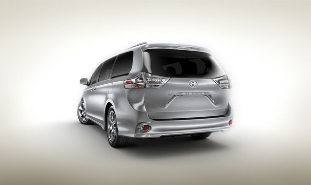File:2011toyotasienna stock 023.jpg