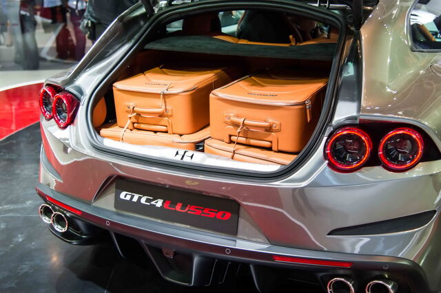 File:Ferrari-gtc4lusso-china-3.jpg