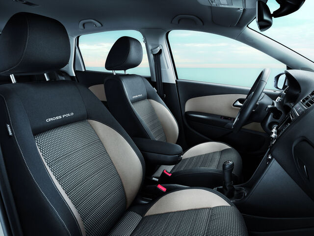 File:2011-Volkswagen-CrossPolo-9.jpg