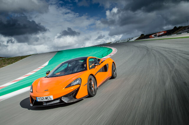 File:2016-Mclaren-570S-coupe-front-three-quarters-in-motion-03.jpg