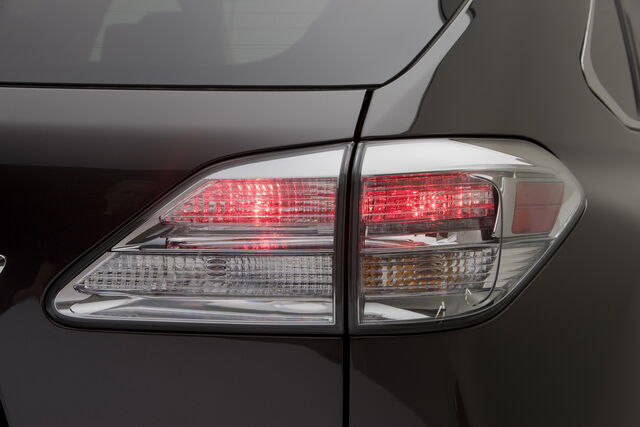 File:Lexus-RX-7.jpg