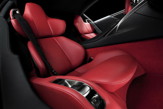 File:2012-Lexus-LFA-12.jpg